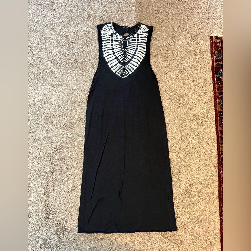 Obey dress